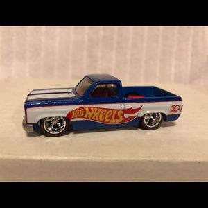 Meet your Posher, Robertto